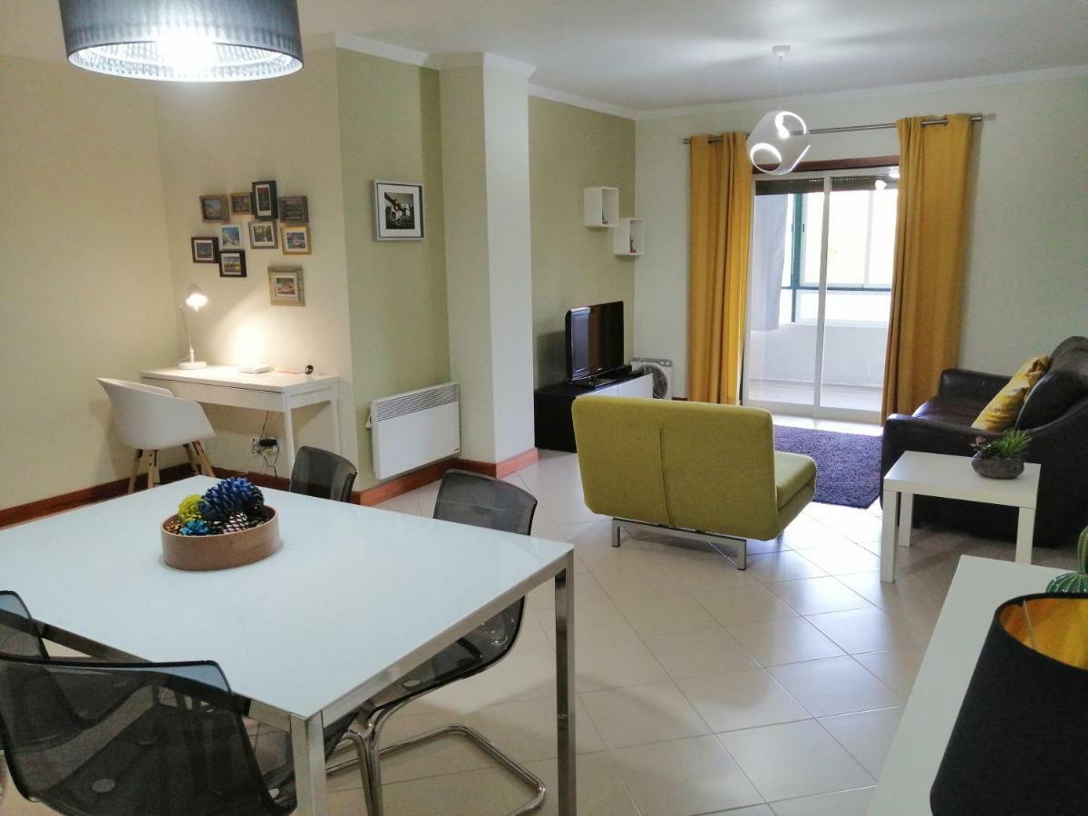 Indigo Suite Apartments Albufeira Oda fotoğraf